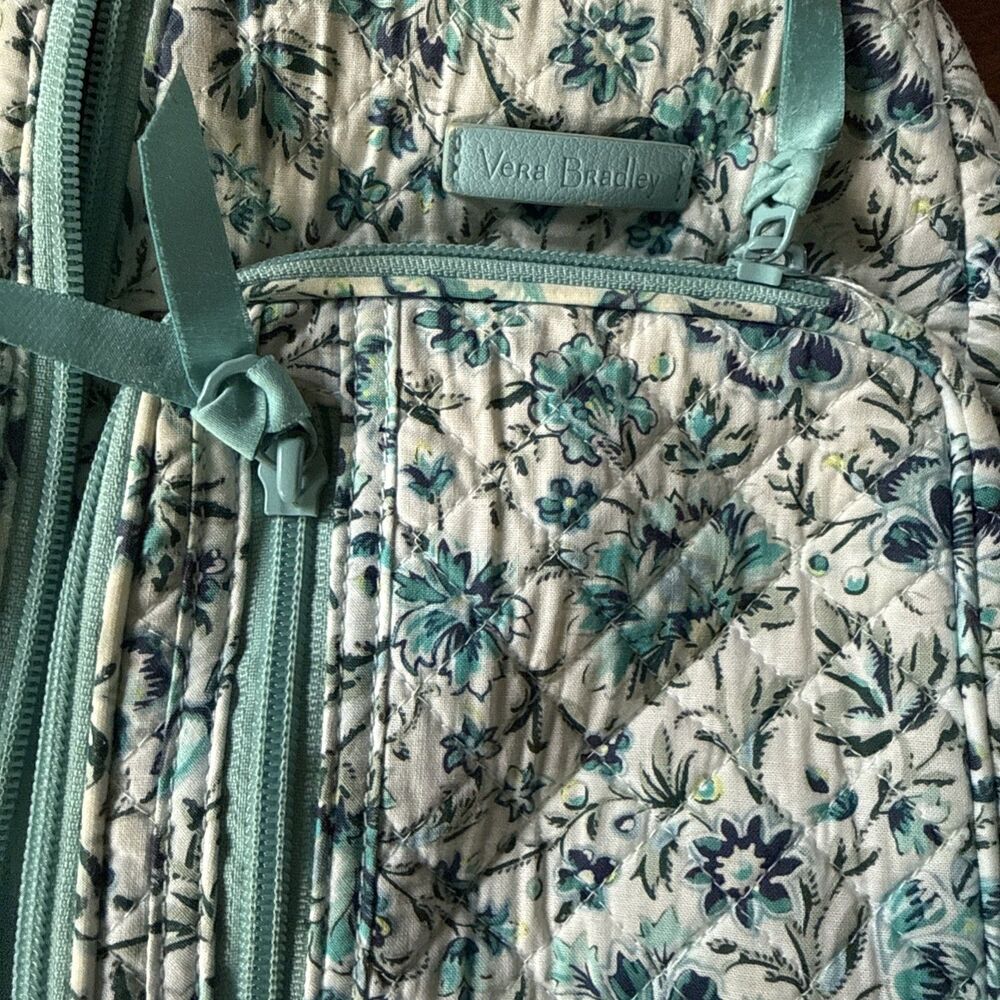 Vera Bradley Sling Bag Cloud Vine Retired Pattern Turquoise Floral Roomy 2020 - Picture 4 of 6